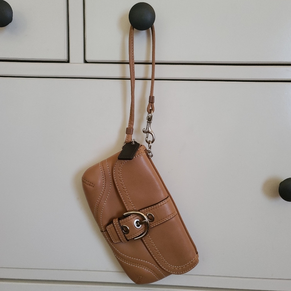 Brand New Authentic Coach wristlet